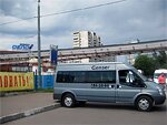 Бесплатный автобус Genser в пункт аренды автомобилей АрендаАвто-птг на ул.Добролюбова